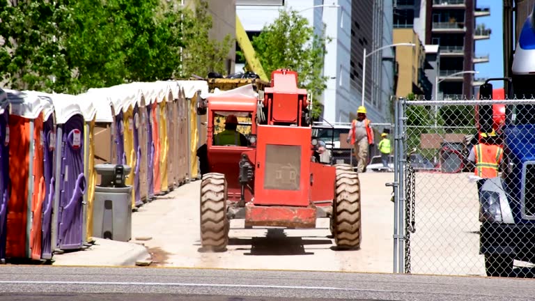 Best Construction Site Portable Toilets  in Mangonia Park, FL